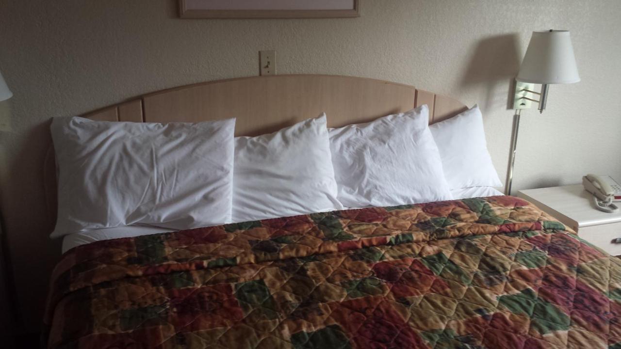 Americas Stay Inn-Leavenworth Εξωτερικό φωτογραφία